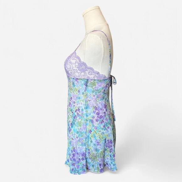 VTG Y2K Victoria's Secret Pastel Floral Spring Lace Tie Back Babydoll Slip S - Picture 5 of 8